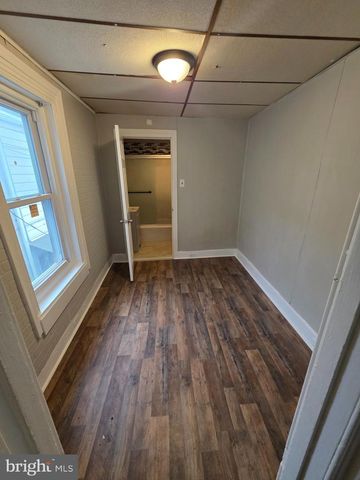 1350 COTTON ST, Reading, PA 19602