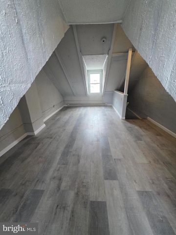 1350 COTTON ST, Reading, PA 19602