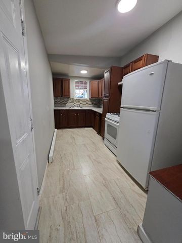 1350 COTTON ST, Reading, PA 19602