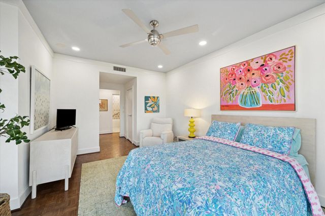 3711 San Felipe Street 5I, Houston, TX 77027