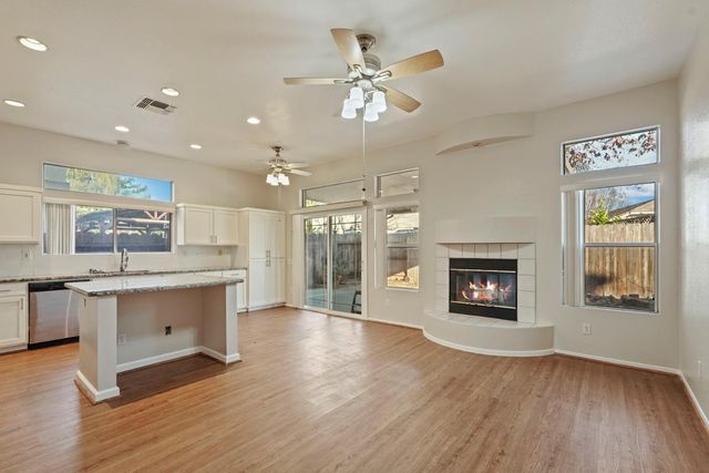 1165 Stormwood Ave, Galt, CA 95632