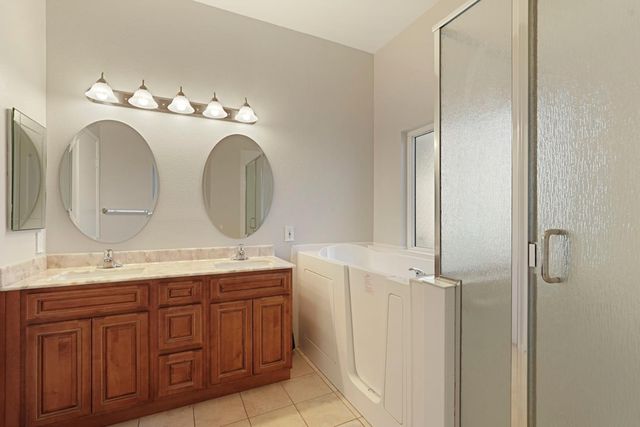 1165 Stormwood Ave, Galt, CA 95632