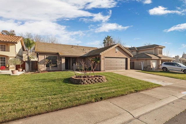 1165 Stormwood Ave, Galt, CA 95632