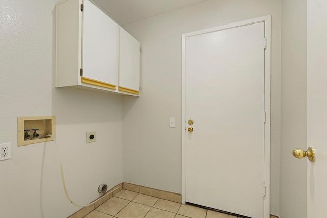 1165 Stormwood Ave, Galt, CA 95632