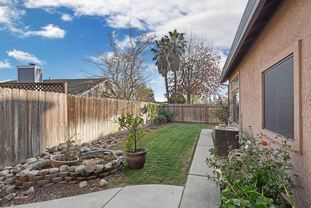 1165 Stormwood Ave, Galt, CA 95632
