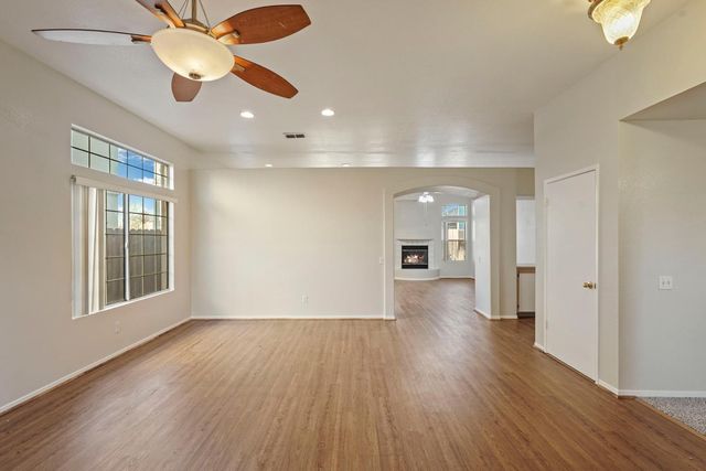 1165 Stormwood Ave, Galt, CA 95632