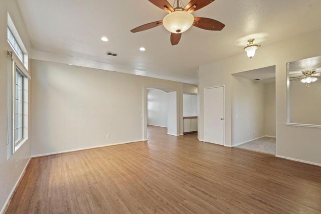 1165 Stormwood Ave, Galt, CA 95632