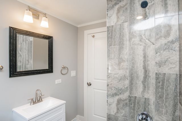8043 S Yale Avenue, Chicago, IL 60620