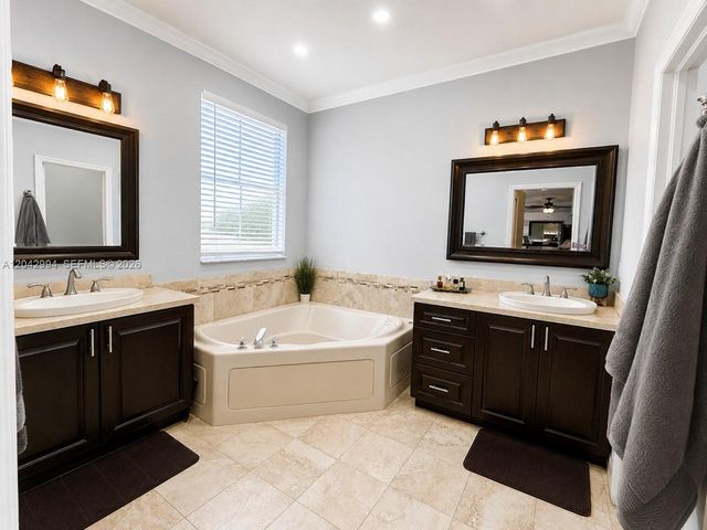 6183 SW 158th Avenue, Miami, FL 33193