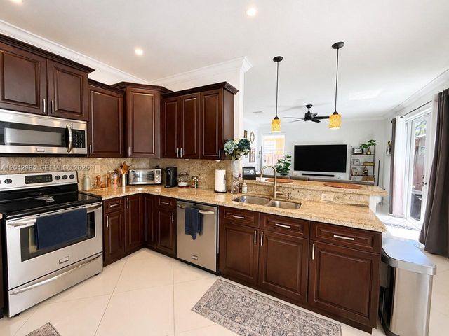 6183 SW 158th Avenue, Miami, FL 33193
