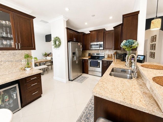6183 SW 158th Avenue, Miami, FL 33193