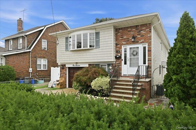 116 Elm Street, Valley Stream, NY 11580