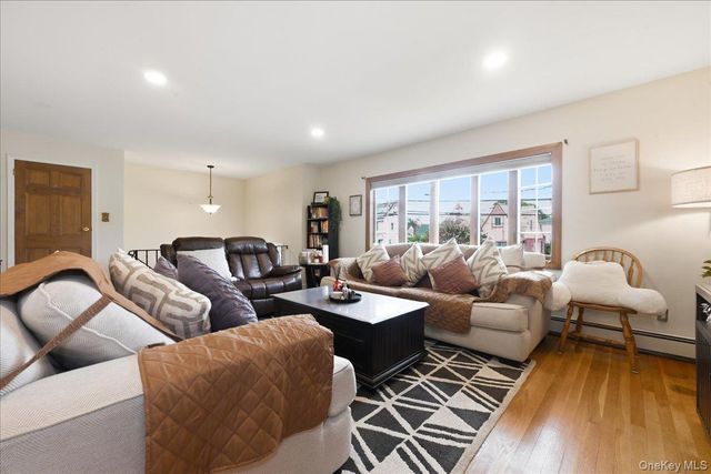 116 Elm Street, Valley Stream, NY 11580
