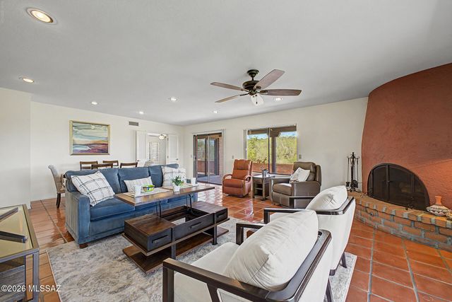 6750 E Vía Rosmarino, Tucson, AZ 85750