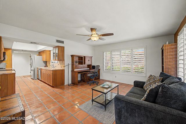 6750 E Vía Rosmarino, Tucson, AZ 85750