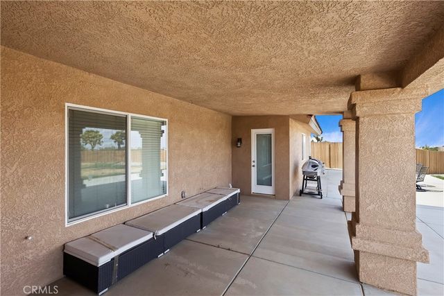 11126 Joshua, Oak Hills, CA 92344