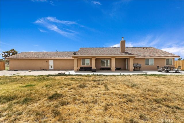 11126 Joshua, Oak Hills, CA 92344
