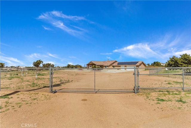 11126 Joshua, Oak Hills, CA 92344
