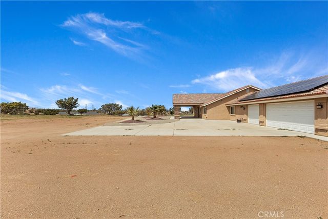 11126 Joshua, Oak Hills, CA 92344