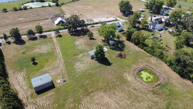 10281 E ENGLEWOOD RD, Ashland, MO 65010