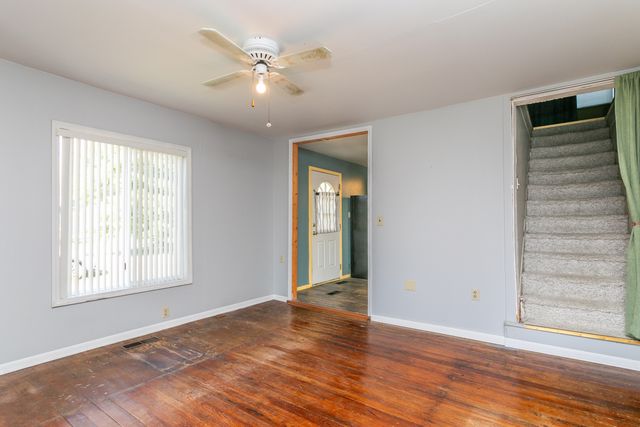 10281 E ENGLEWOOD RD, Ashland, MO 65010