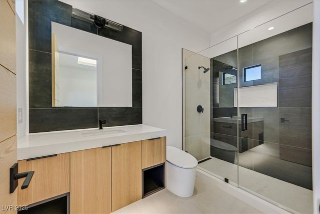 34 Vintage Canyon Street, Las Vegas, NV 89141