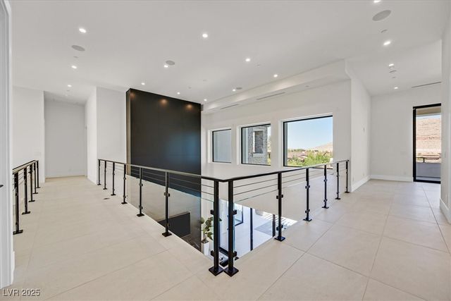 34 Vintage Canyon Street, Las Vegas, NV 89141