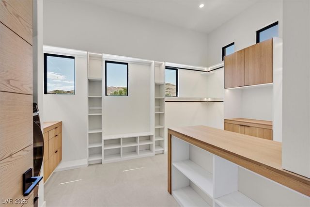 34 Vintage Canyon Street, Las Vegas, NV 89141