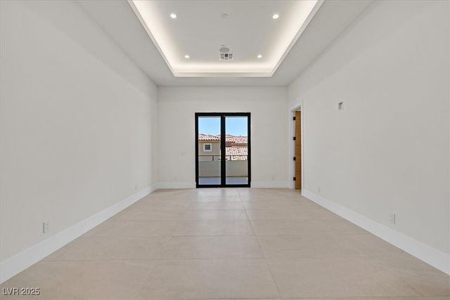 34 Vintage Canyon Street, Las Vegas, NV 89141