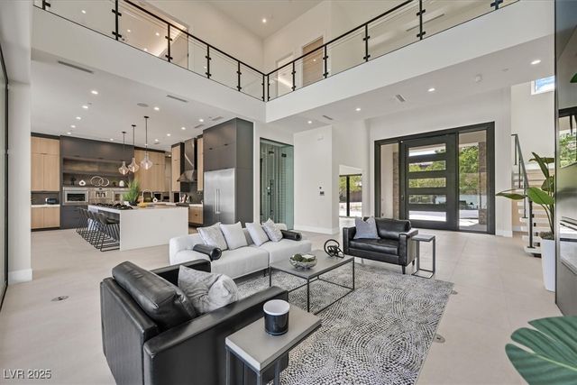 34 Vintage Canyon Street, Las Vegas, NV 89141