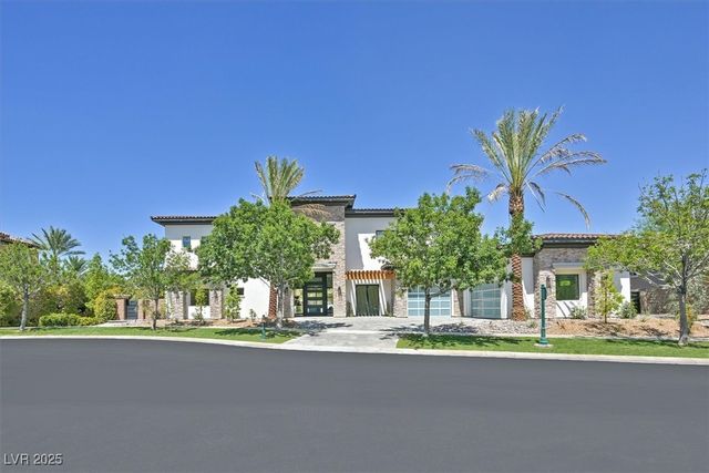 34 Vintage Canyon Street, Las Vegas, NV 89141