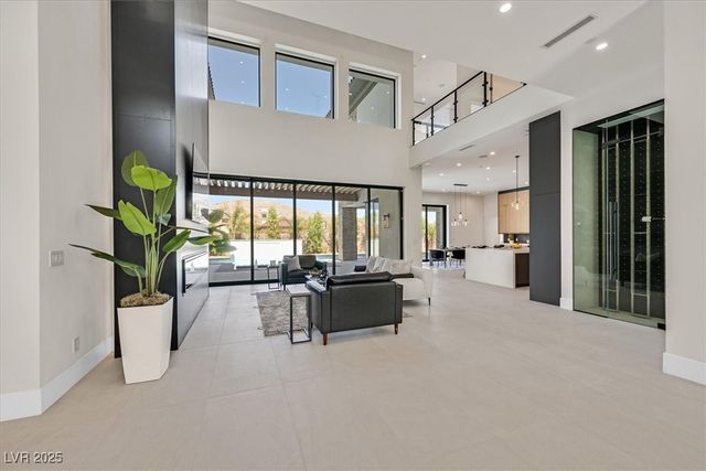 34 Vintage Canyon Street, Las Vegas, NV 89141