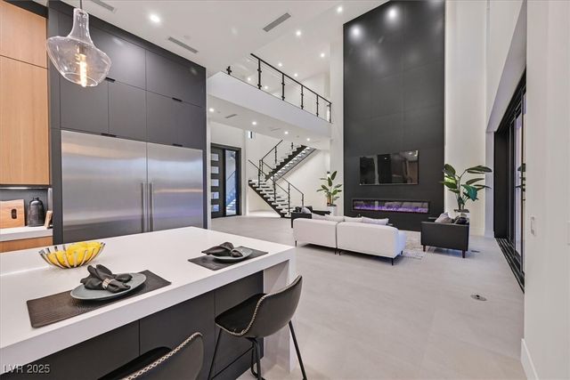 34 Vintage Canyon Street, Las Vegas, NV 89141