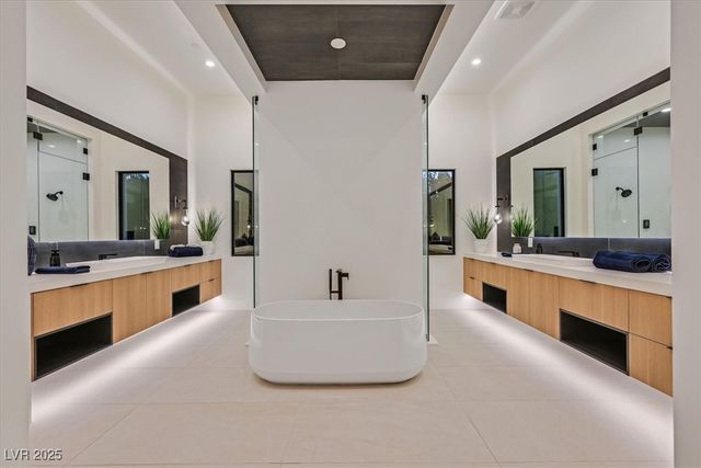 34 Vintage Canyon Street, Las Vegas, NV 89141