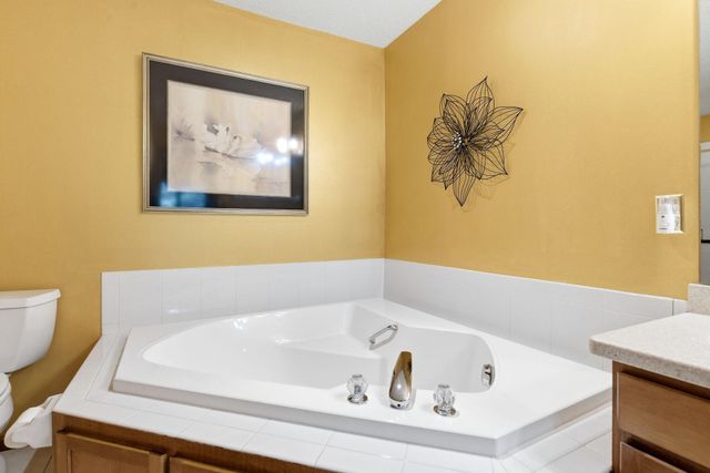 11204 Virginia Road, Bloomington, MN 55438
