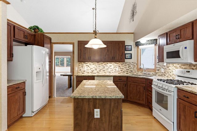 11204 Virginia Road, Bloomington, MN 55438