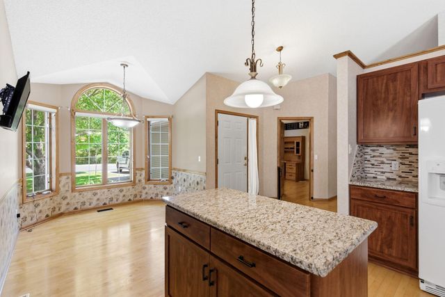 11204 Virginia Road, Bloomington, MN 55438