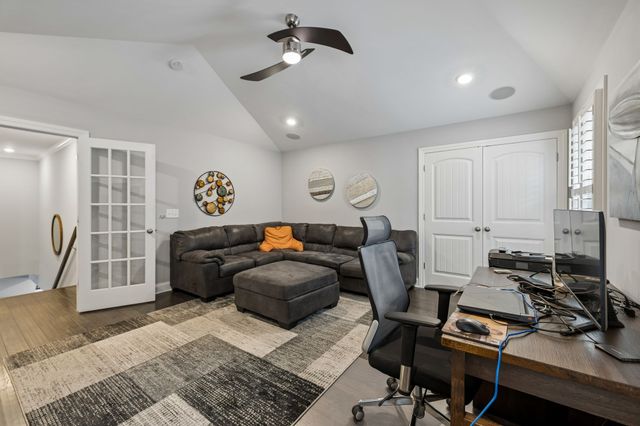 1512 Davidge Dr, Nashville, TN 37221
