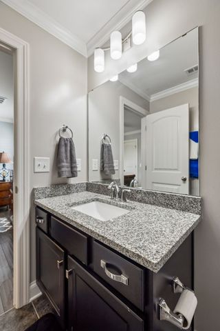 1512 Davidge Dr, Nashville, TN 37221