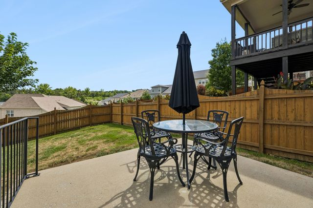 1512 Davidge Dr, Nashville, TN 37221