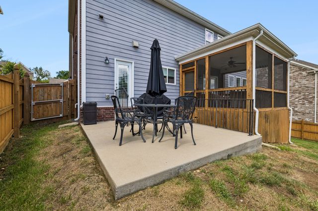1512 Davidge Dr, Nashville, TN 37221