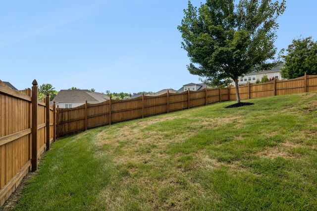 1512 Davidge Dr, Nashville, TN 37221