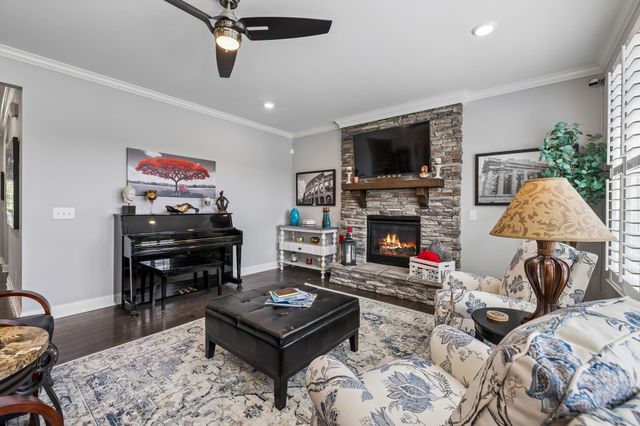 1512 Davidge Dr, Nashville, TN 37221