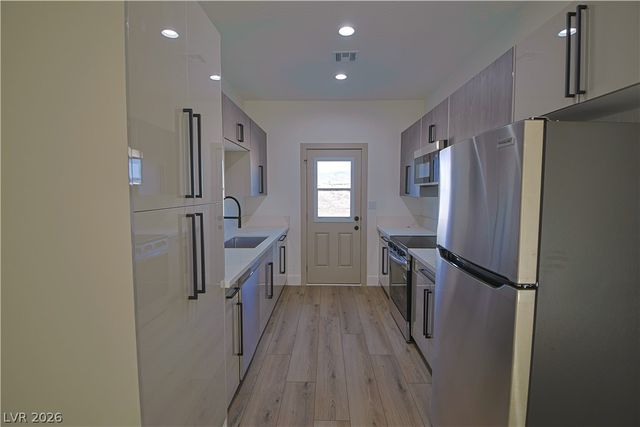 1101 Sixshooter, Pahrump, NV 89048