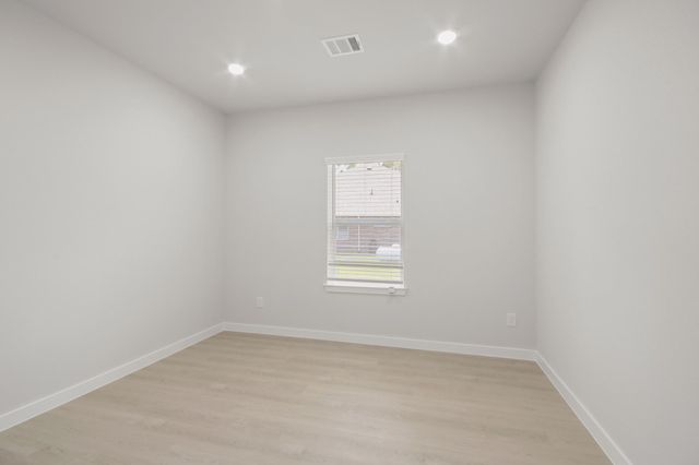 16968 Hazelnut Drive, Conroe, TX 77302
