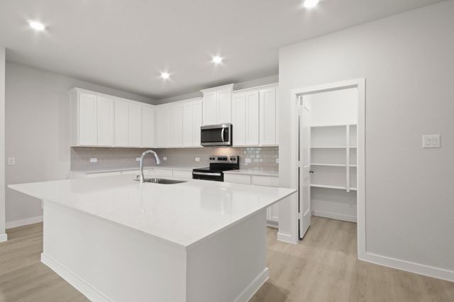 16968 Hazelnut Drive, Conroe, TX 77302