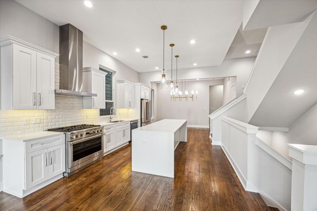 1518 Houston Avenue, Houston, TX 77007