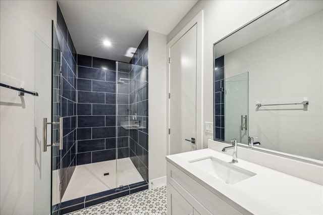 1518 Houston Avenue, Houston, TX 77007