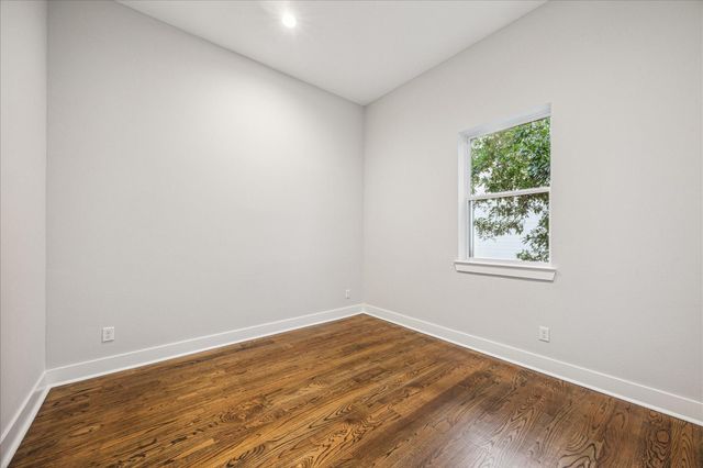 1518 Houston Avenue, Houston, TX 77007