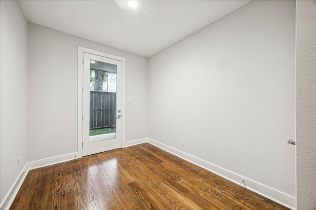 1518 Houston Avenue, Houston, TX 77007